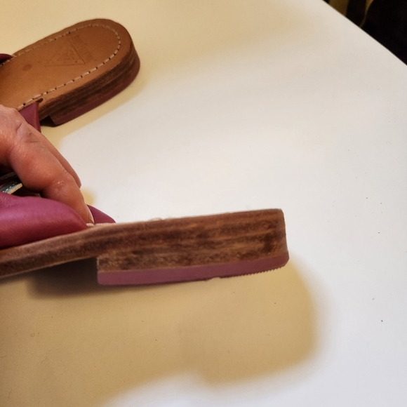 John Fluevog RIVER TAMBOFLAT SLIDE SANDAL size 8.5 in EUC - Picture 7 of 8